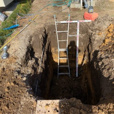 給水管、井戸配管に気をつけながらの転換工事画像